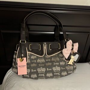 Juicy Couture Fan Club Satche